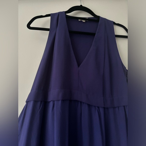 Aritzia Wilfred purple dress - sz 10 - EUC - Picture 4 of 5